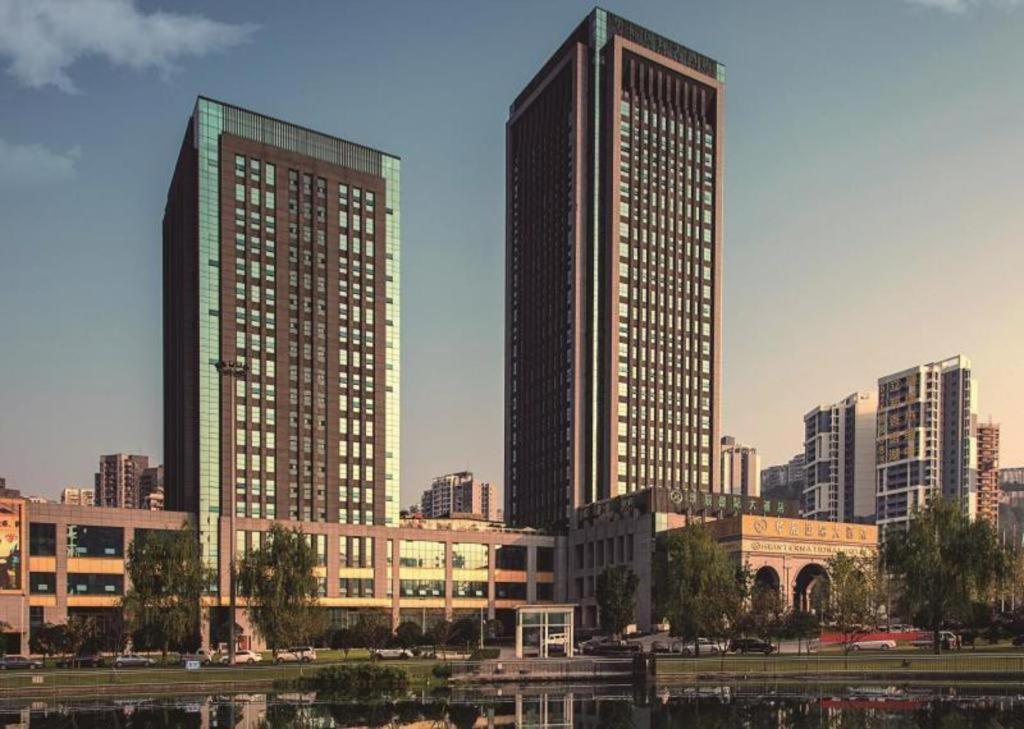 Chongqing Huachen International Hotel Bagian luar foto