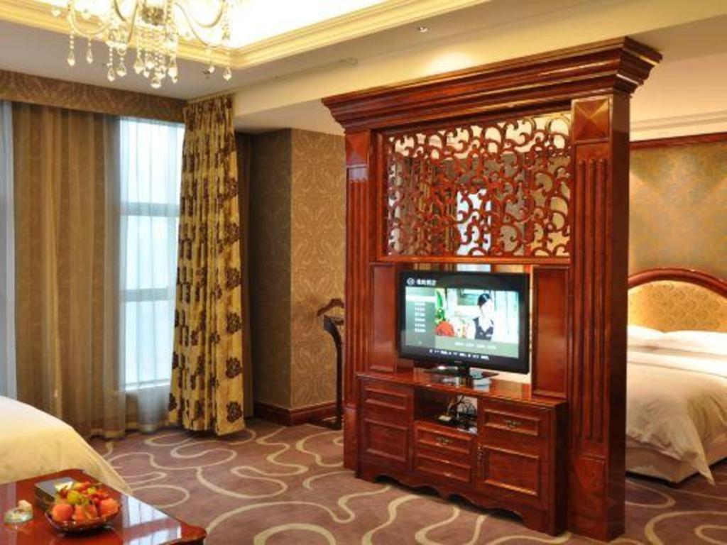 Chongqing Huachen International Hotel Bagian luar foto