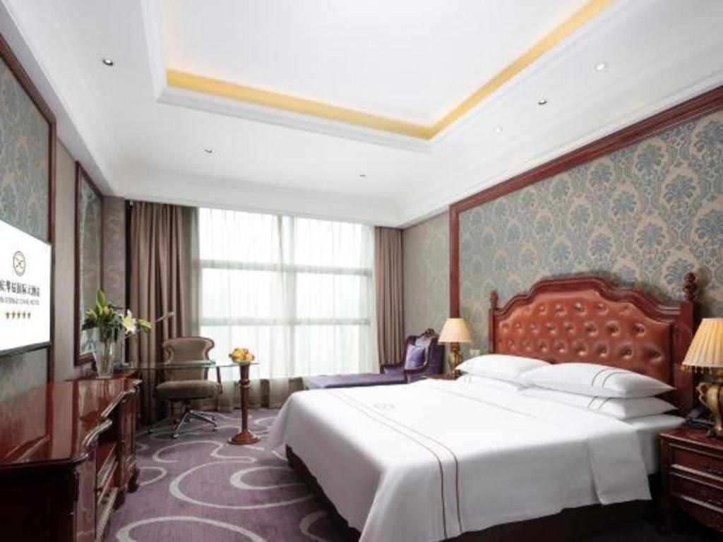 Chongqing Huachen International Hotel Bagian luar foto