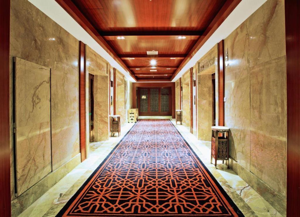 Chongqing Huachen International Hotel Bagian luar foto