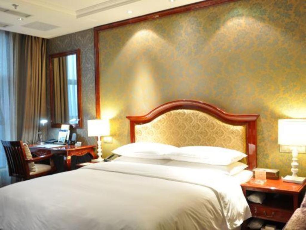 Chongqing Huachen International Hotel Bagian luar foto