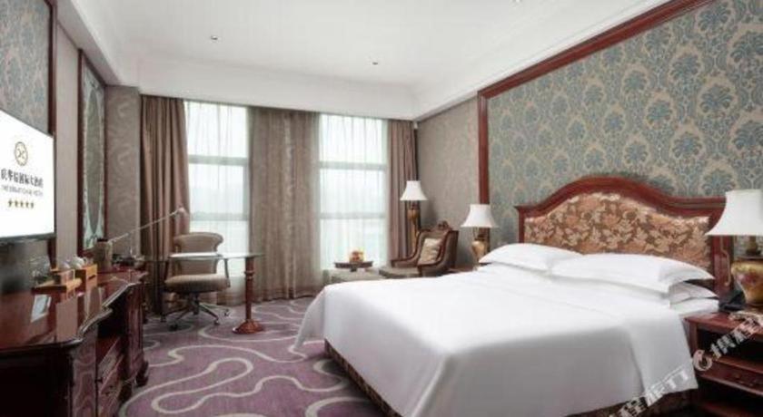 Chongqing Huachen International Hotel Bagian luar foto