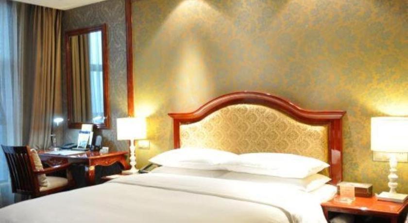 Chongqing Huachen International Hotel Bagian luar foto