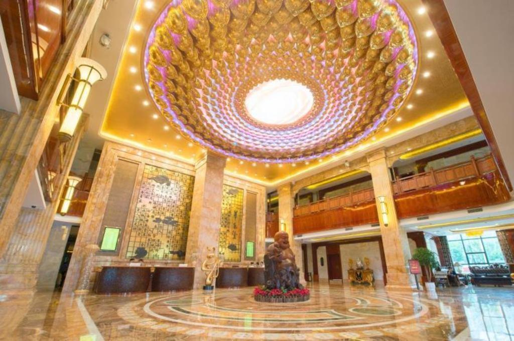 Chongqing Huachen International Hotel Bagian luar foto